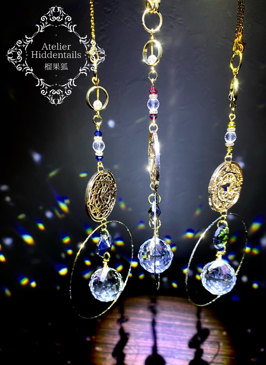 魔法のサンキャッチャー：月 by Atelier Hiddentails｜雑貨百般